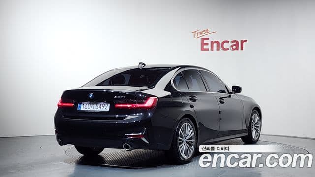 BMW 3 Series (G20) 2