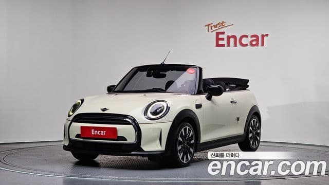 MINI Cooper Convertible 1
