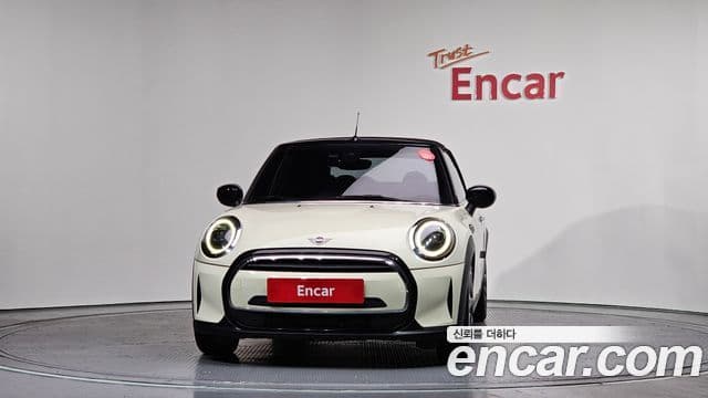 MINI Cooper Convertible 3