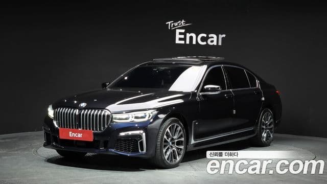 BMW 7 Series (G11)