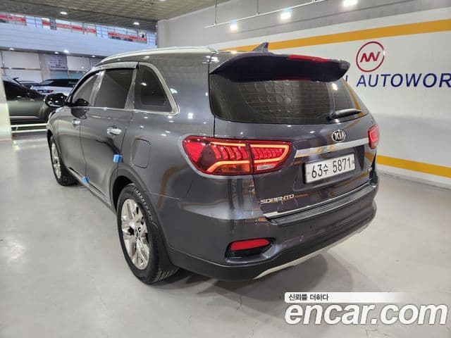 Kia The New Sorento 4