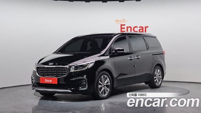 Kia The New Carnival — 1