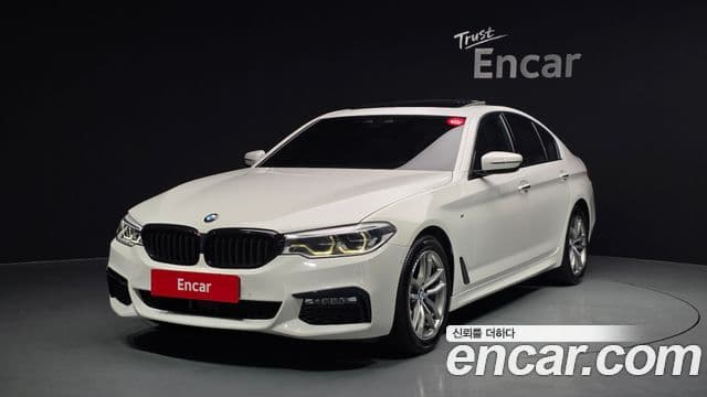 BMW 5 Series (G30)