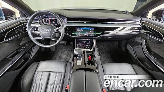 Audi A8 (D5) 4