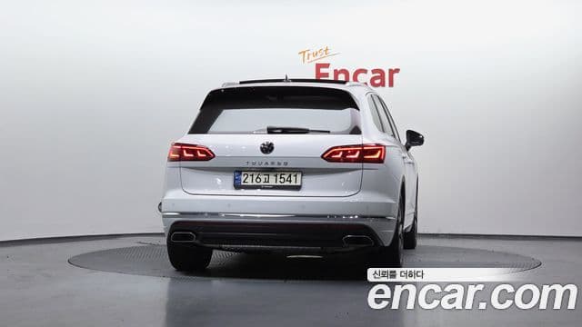 Volkswagen 투아렉 3rd Gen 3