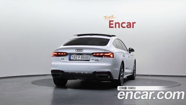Audi A5 (F5) 3