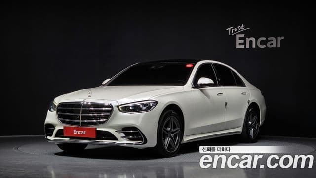 Mercedes-Benz S-Class W223 1