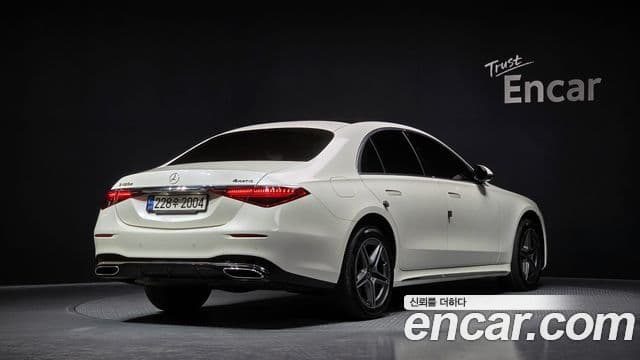 Mercedes-Benz S-Class W223 2