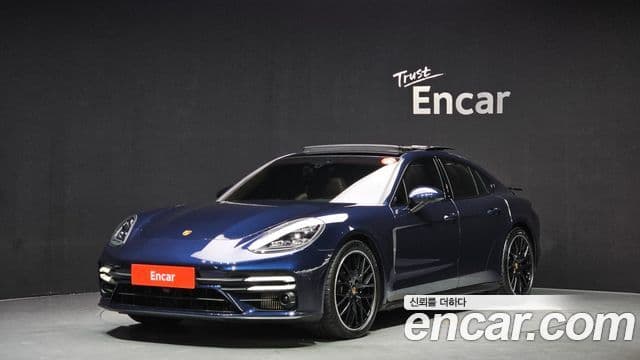 Porsche Panamera (971) 1