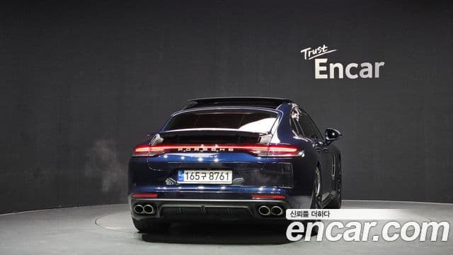 Porsche Panamera (971) 4