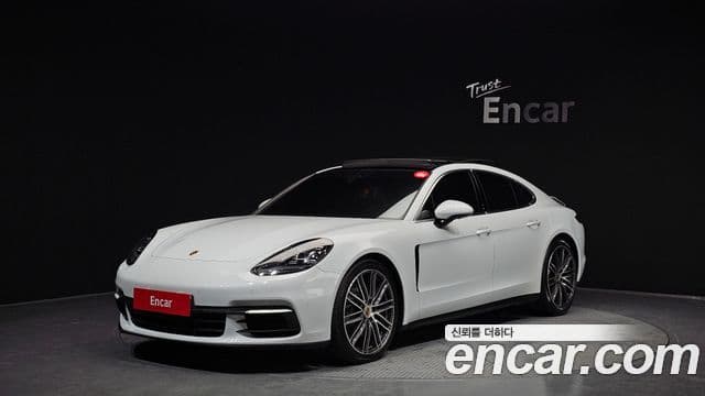 Porsche Panamera (971) 1