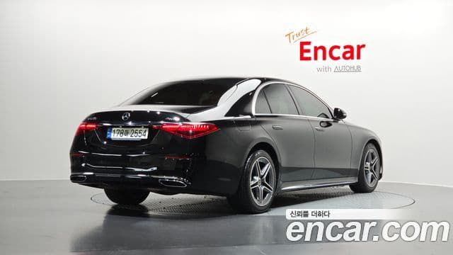 Mercedes-Benz S-Class W223 2