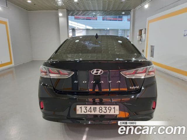 Hyundai Sonata New Rise Hybrid 2
