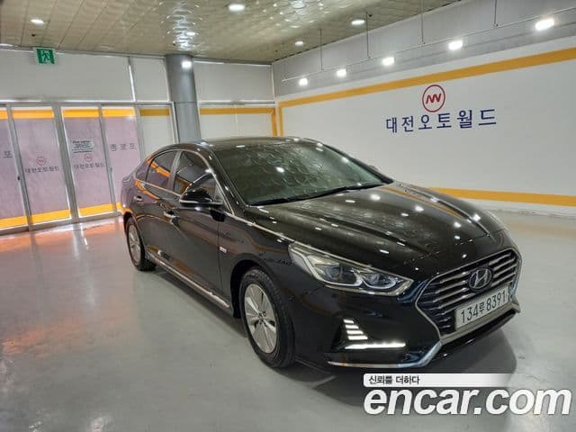 Hyundai Sonata New Rise Hybrid 4