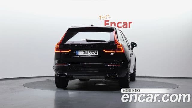 Volvo XC60 2nd Gen 4