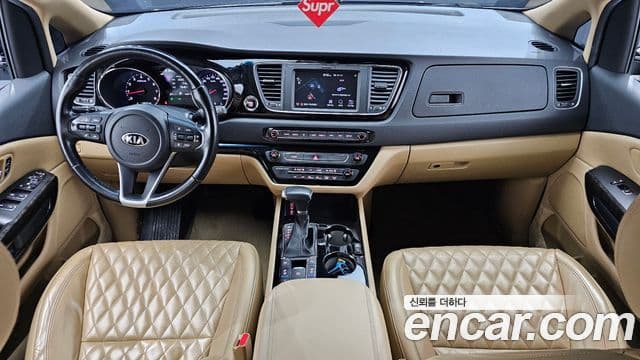 Kia The New Carnival 4
