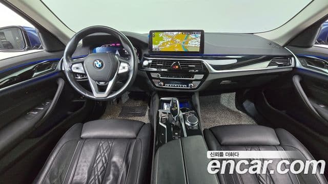 BMW 5 Series (G30) 4