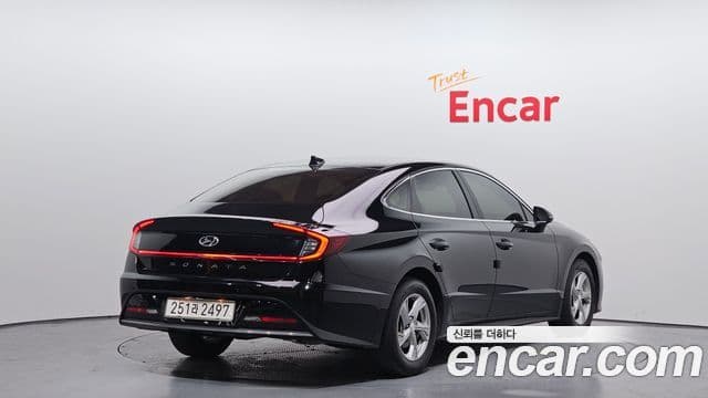 Hyundai Sonata (DN8) 2