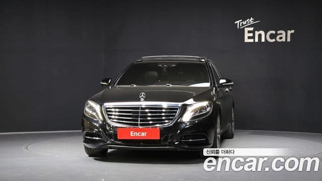 Mercedes-Benz S-Class W222 2