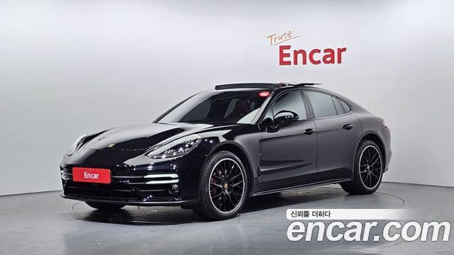 Porsche Panamera (971) 1