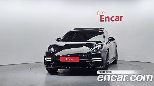 Porsche Panamera (971) 3