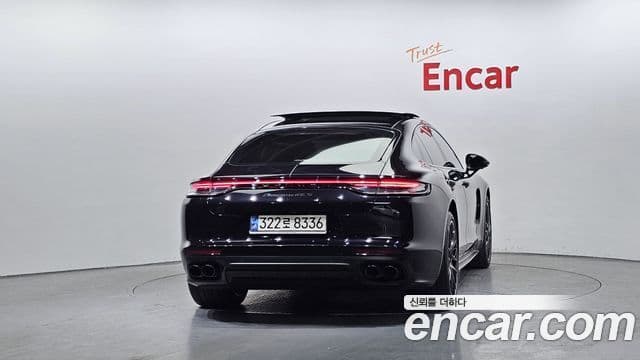Porsche Panamera (971) 4