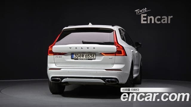 Volvo XC60 2nd Gen 4