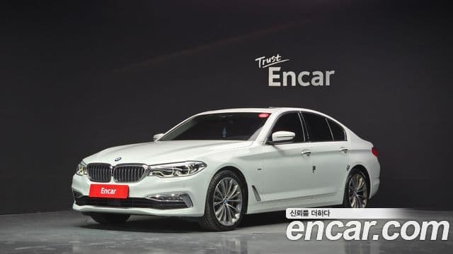 BMW 5 Series (G30)