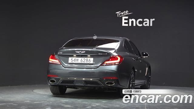 Genesis G70 4