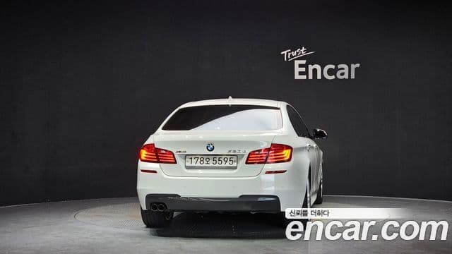 BMW 5 Series (F10) 3