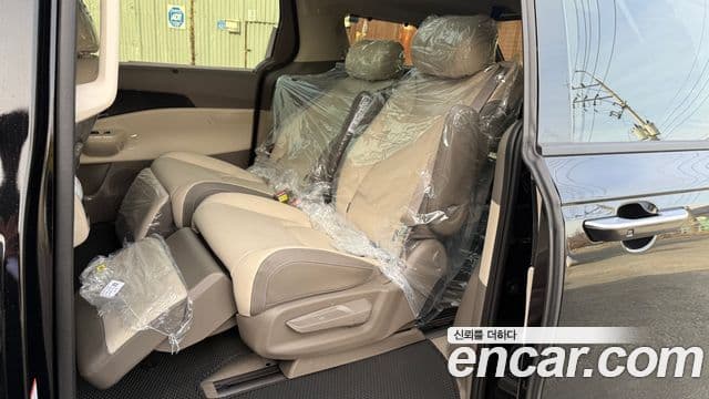 Kia The New Carnival 4th Gen 3