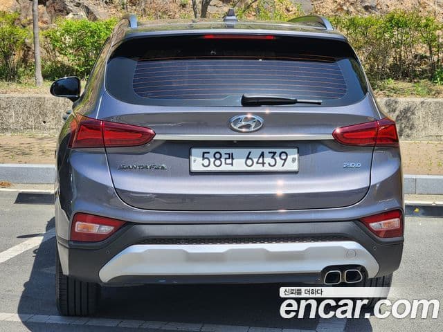 Hyundai Santa Fe TM 4