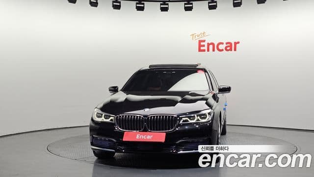 BMW 7 Series (G11) 2