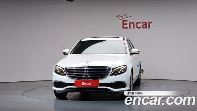 Mercedes-Benz E-Class W213 2
