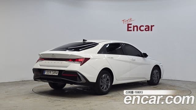Hyundai The New Avante (CN7) 2