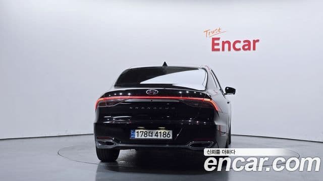 Hyundai The New Grandeur IG 3