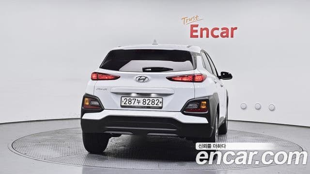 Hyundai Kona 4