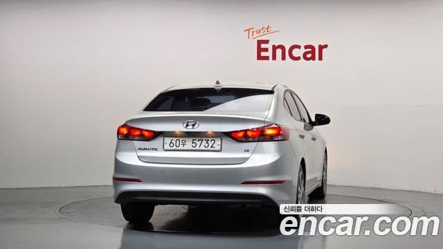Hyundai Avante AD 4