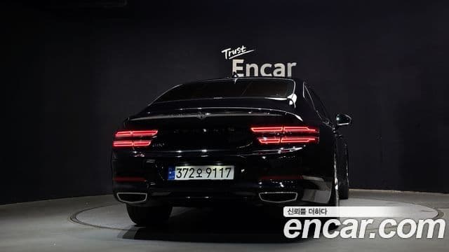 Genesis G80 (RG3) 4
