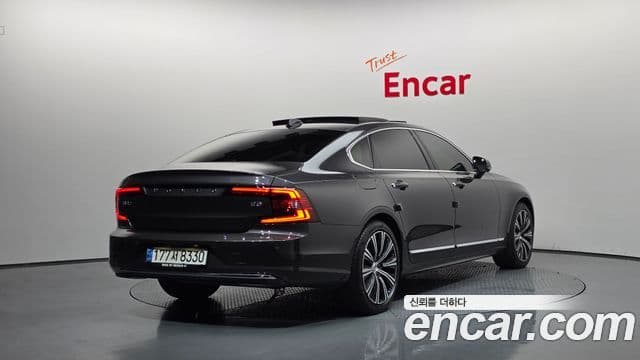 Volvo S90 2