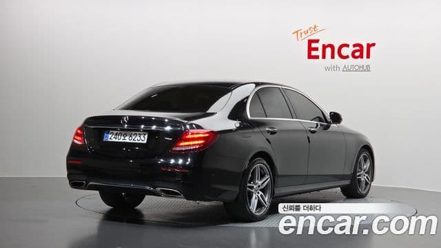 Mercedes-Benz E-Class W213 2