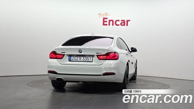 BMW 4 Series (F32) 3