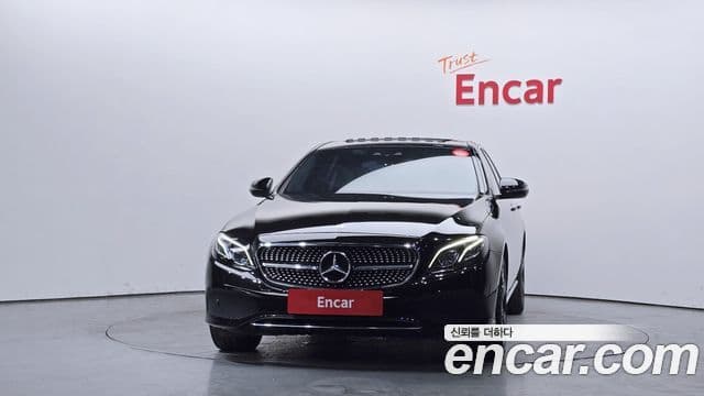 Mercedes-Benz E-Class W213 2