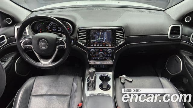 Jeep Grand Cherokee 4