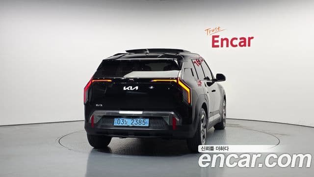 Kia EV3 4