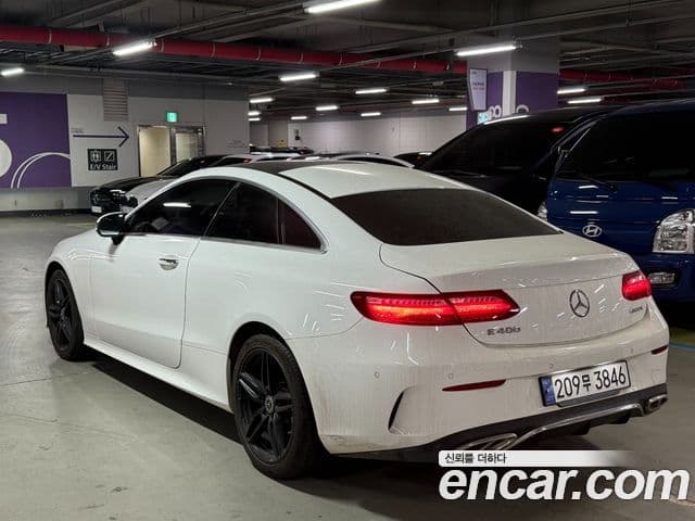 Mercedes-Benz E-Class W213 4