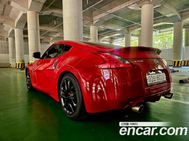 Nissan 370Z 4