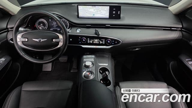 Genesis GV70 4