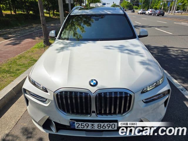 BMW X7 (G07)