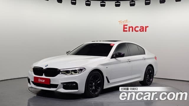 BMW 5 Series (G30)